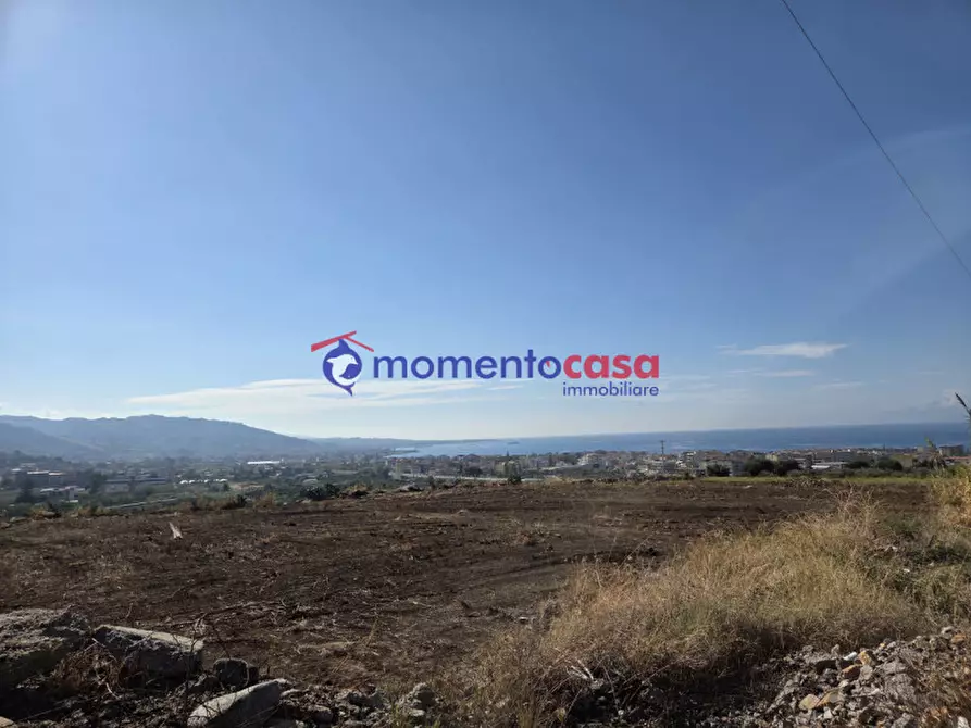 Immagine 1 di Terreno in vendita  in via dei monti a Reggio Di Calabria