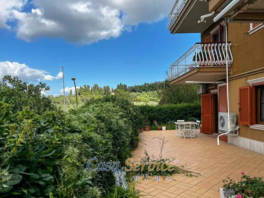 Immagine 1 di Appartamento in vendita  in Via Luigi Zambarelli a Frascati