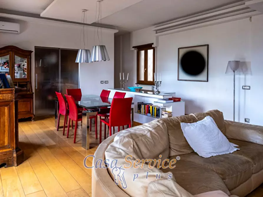 Immagine 25 di Appartamento in vendita  in Via Luigi Zambarelli a Frascati