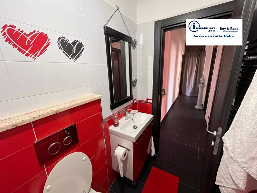 Immagine 18 di Attico in vendita  in VIA TRIPOLI a Anzio