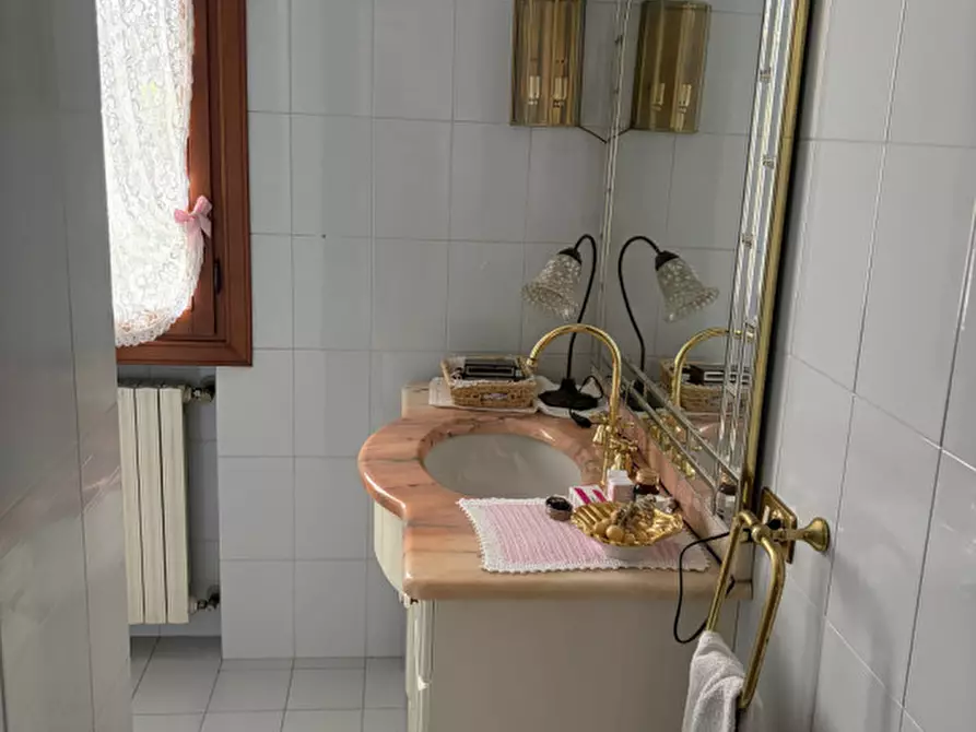 Immagine 9 di Casa bifamiliare in vendita  in STRA CENTRO - RIF. 476 a Stra