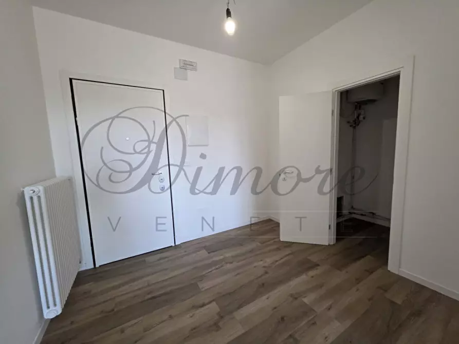 Immagine 4 di Appartamento in vendita  in Via Luigi Mariutto a Mirano