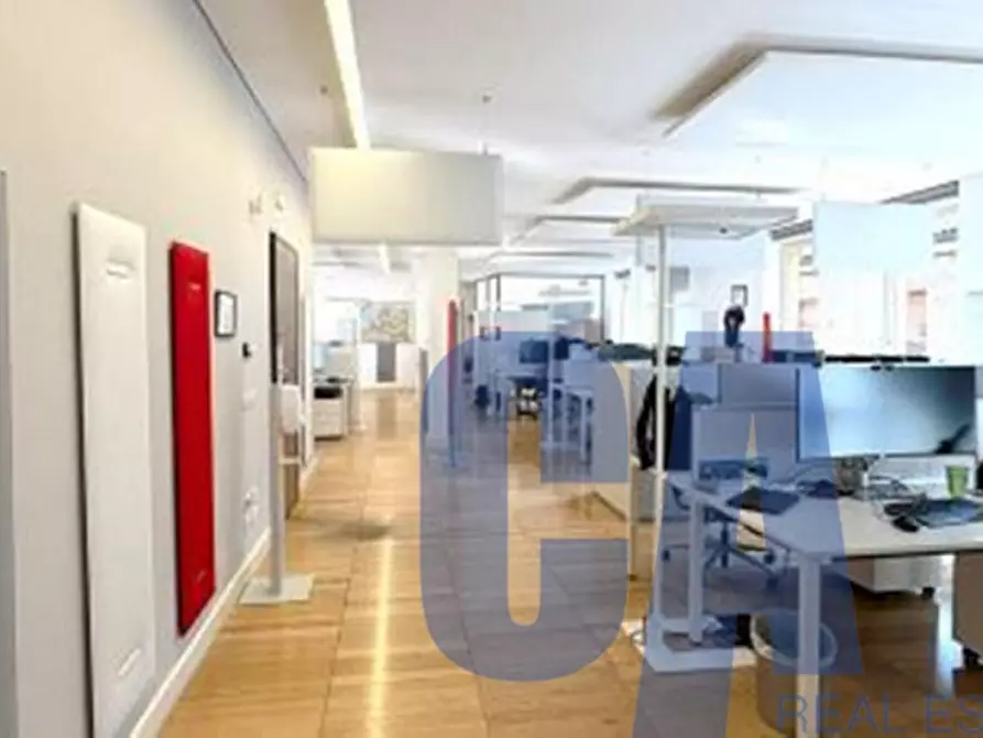 Immagine 4 di Palazzo in affitto  in PIAZZA BORROMEO a Milano