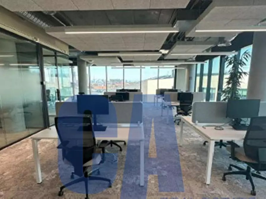 Immagine 3 di Ufficio in affitto  in VIALE ORTLES a Milano