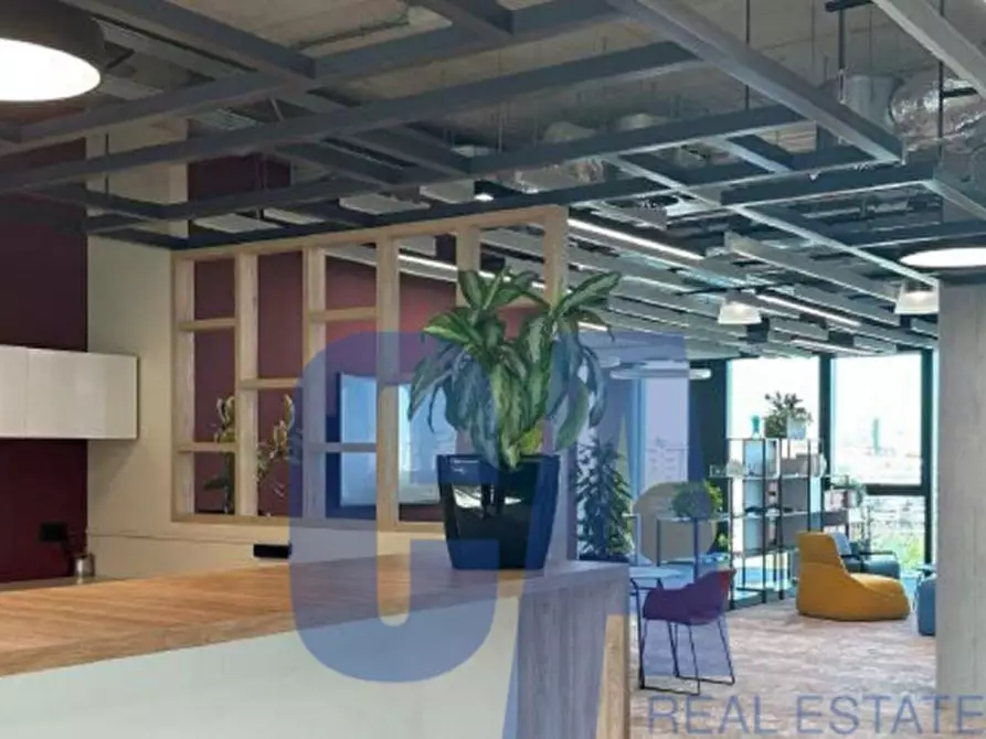 Immagine 8 di Ufficio in affitto  in VIALE ORTLES a Milano