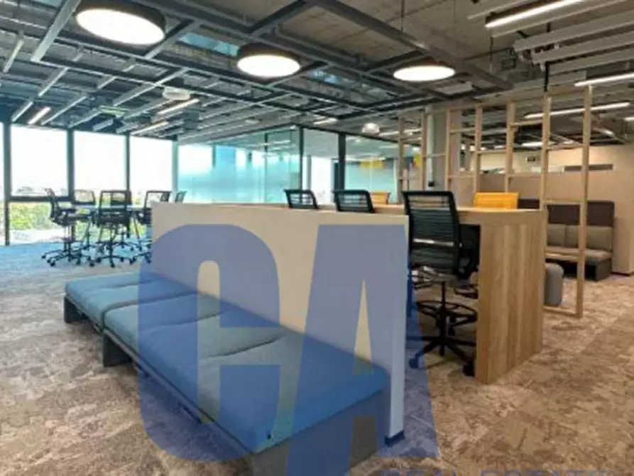 Immagine 9 di Ufficio in affitto  in VIALE ORTLES a Milano