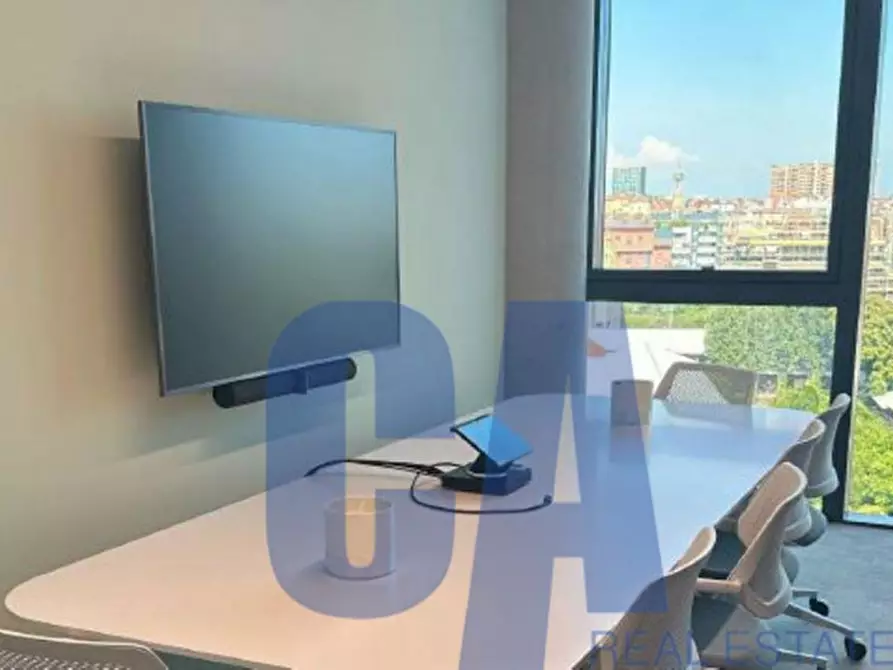 Immagine 10 di Ufficio in affitto  in VIALE ORTLES a Milano