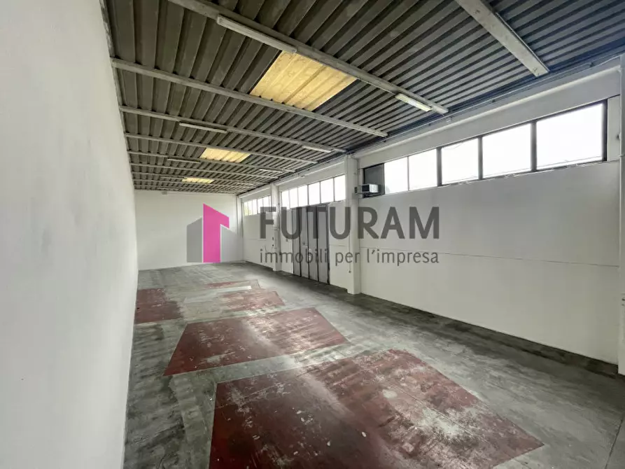 Immagine 11 di Capannone industriale in vendita  in VIA ROMA 1 a Albignasego