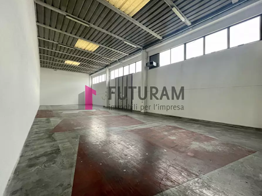 Immagine 15 di Capannone industriale in vendita  in VIA ROMA 1 a Albignasego