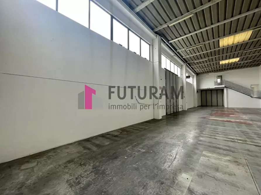 Immagine 18 di Capannone industriale in vendita  in VIA ROMA 1 a Albignasego