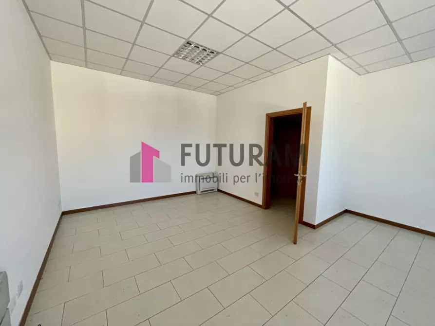 Immagine 6 di Ufficio in affitto  in VIA ROMA 1 a Pianiga
