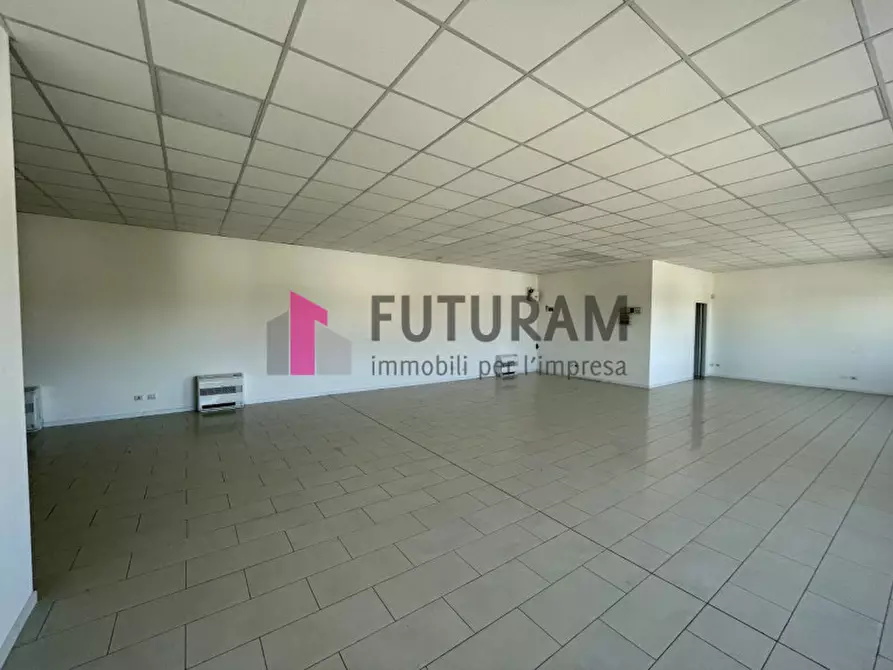 Immagine 16 di Ufficio in affitto  in VIA ROMA 1 a Pianiga