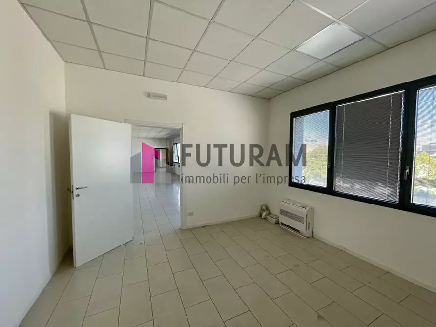 Immagine 18 di Ufficio in affitto  in VIA ROMA 1 a Pianiga