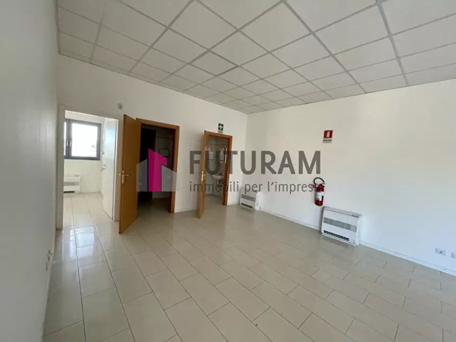 Immagine 19 di Ufficio in affitto  in VIA ROMA 1 a Pianiga