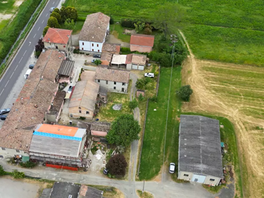 Immagine 5 di Attività commerciale in vendita  in via Colorno a Parma