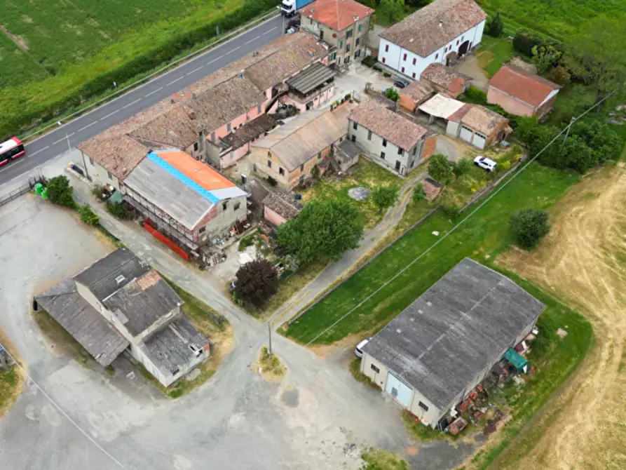 Immagine 6 di Attività commerciale in vendita  in via Colorno a Parma