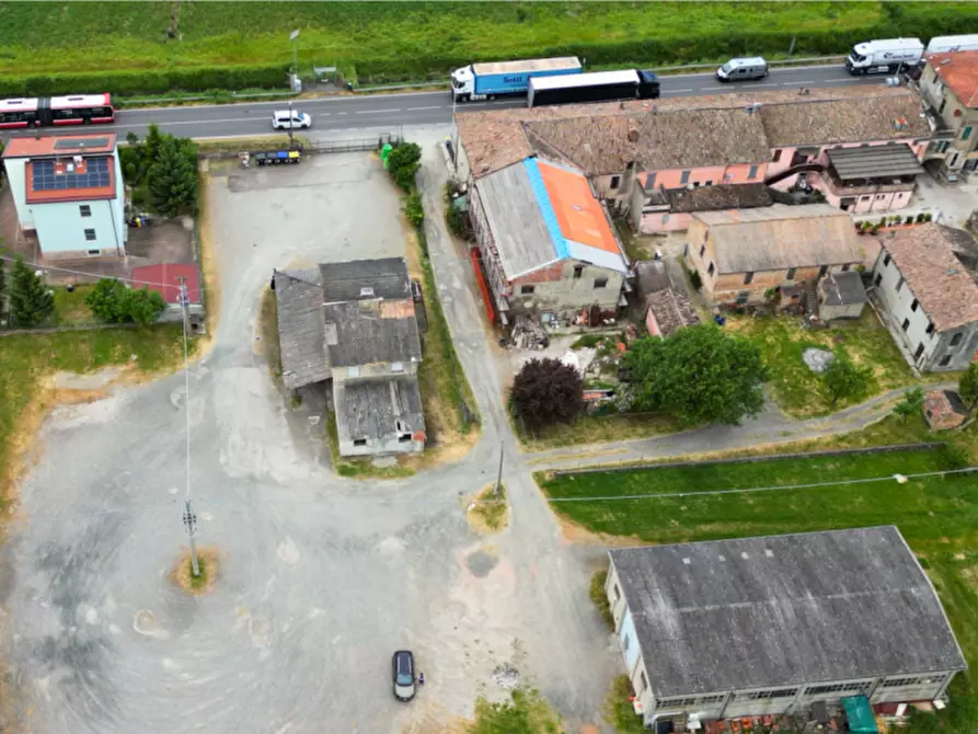 Immagine 7 di Attività commerciale in vendita  in via Colorno a Parma