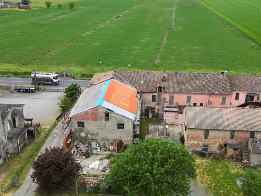 Immagine 17 di Attività commerciale in vendita  in via Colorno a Parma