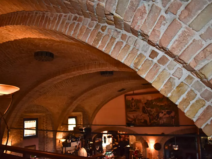 Immagine 27 di Attività commerciale in vendita  in via Colorno a Parma