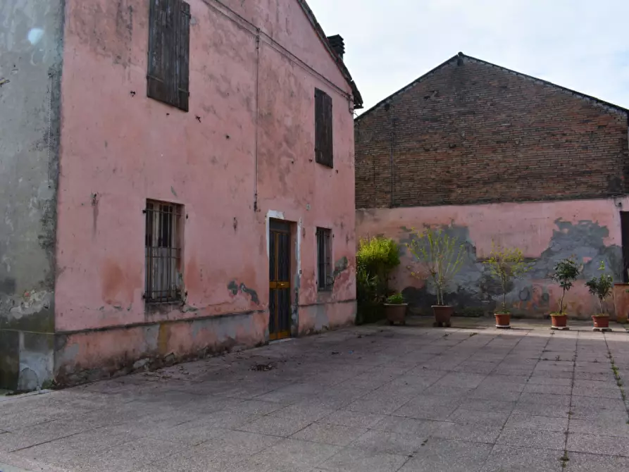 Immagine 56 di Attività commerciale in vendita  in via Colorno a Parma