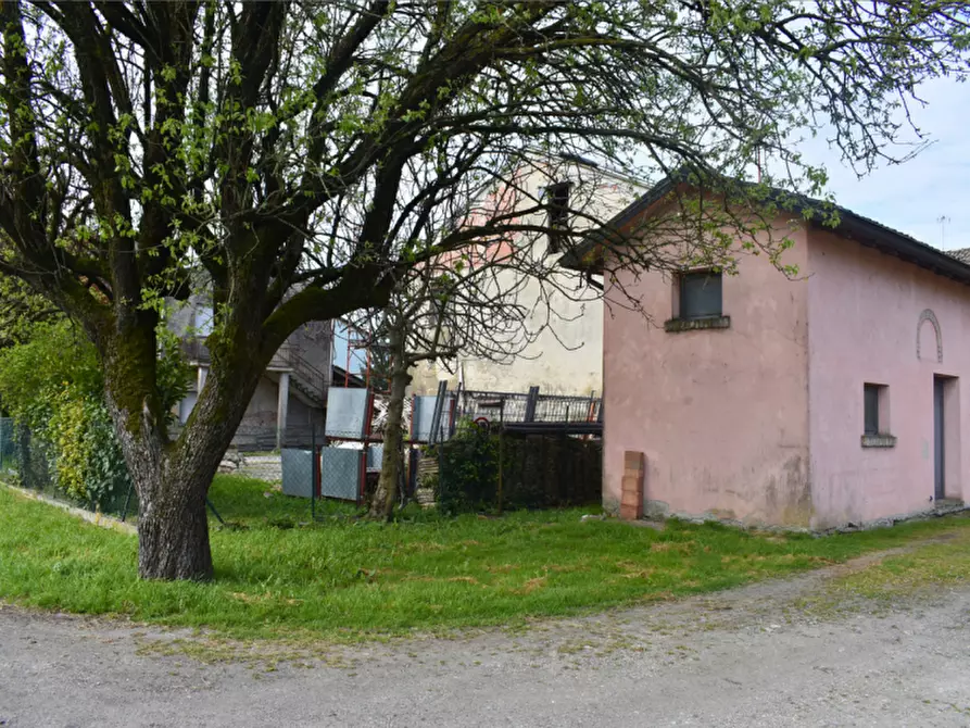 Immagine 57 di Attività commerciale in vendita  in via Colorno a Parma