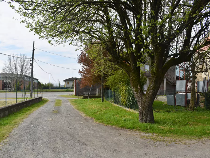 Immagine 63 di Attività commerciale in vendita  in via Colorno a Parma