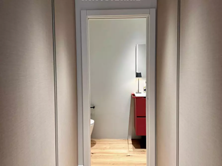 Immagine 31 di Appartamento in vendita  in Via Camillo Benso Cavour a Trento