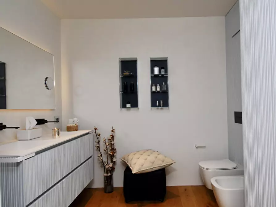 Immagine 19 di Appartamento in vendita  in Via Camillo Benso Cavour a Trento