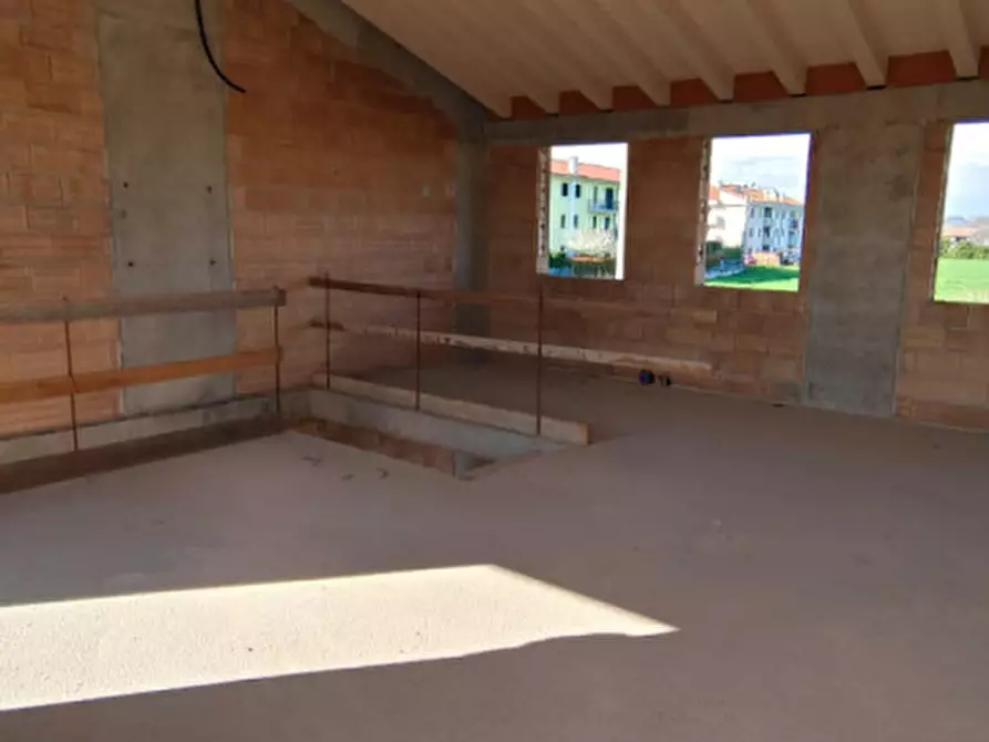 Immagine 5 di Casa bifamiliare in vendita  a Giavera Del Montello