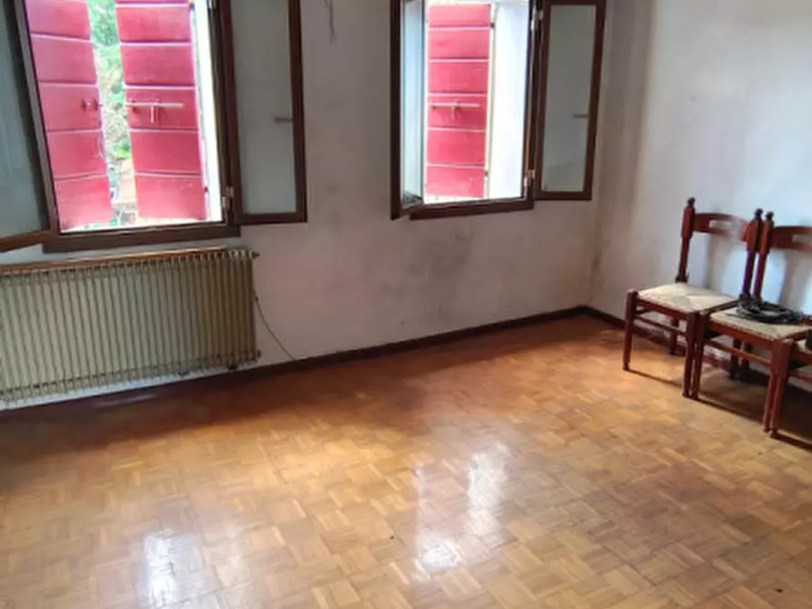 Immagine 12 di Rustico / casale in vendita  in Via degli Arditi a Giavera Del Montello