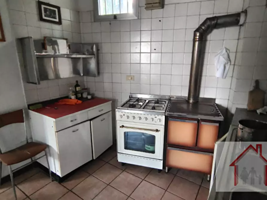 Immagine 13 di Rustico / casale in vendita  in Via degli Arditi a Giavera Del Montello