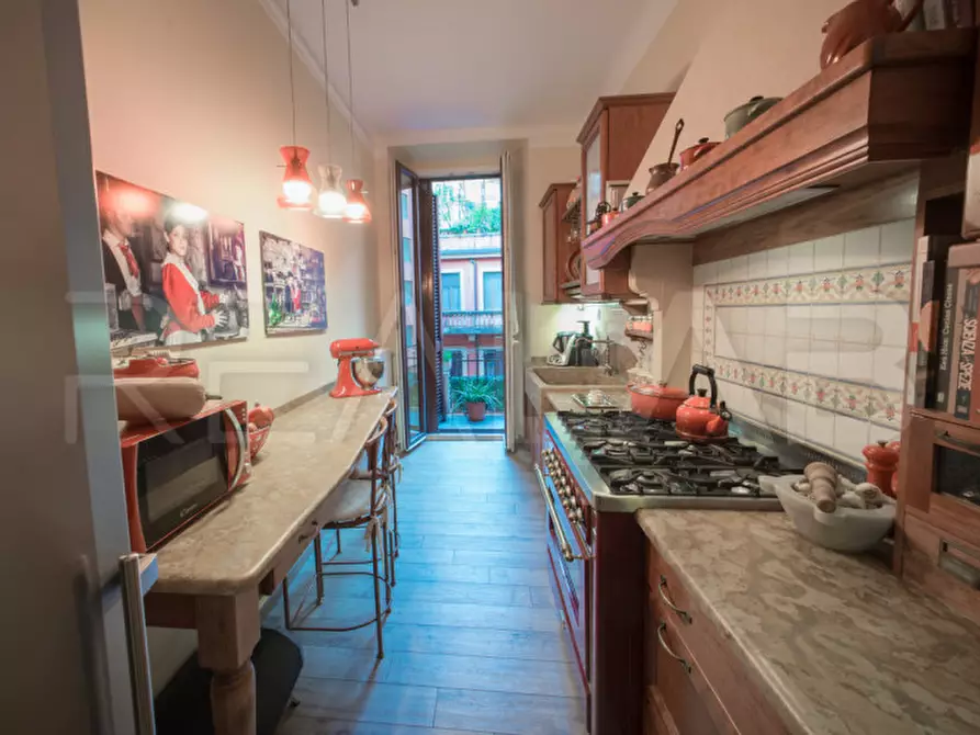 Immagine 17 di Appartamento in vendita  in Viale Certosa 65 a Milano