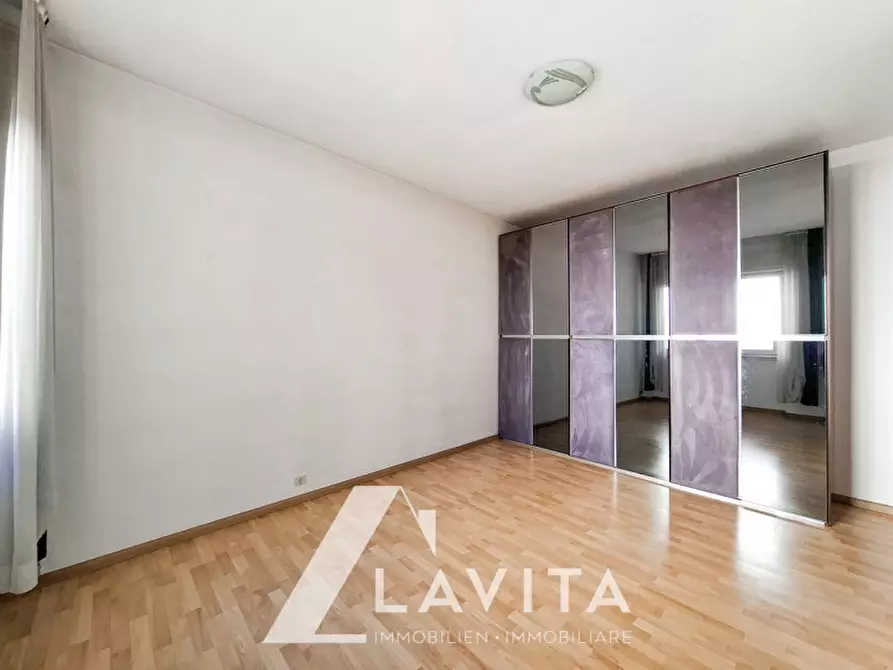 Immagine 17 di Appartamento in vendita  in via resia 80 a Bolzano