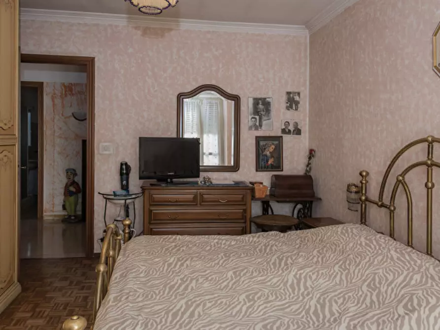 Immagine 17 di Appartamento in vendita  in Via Guido Reni 217 a Torino
