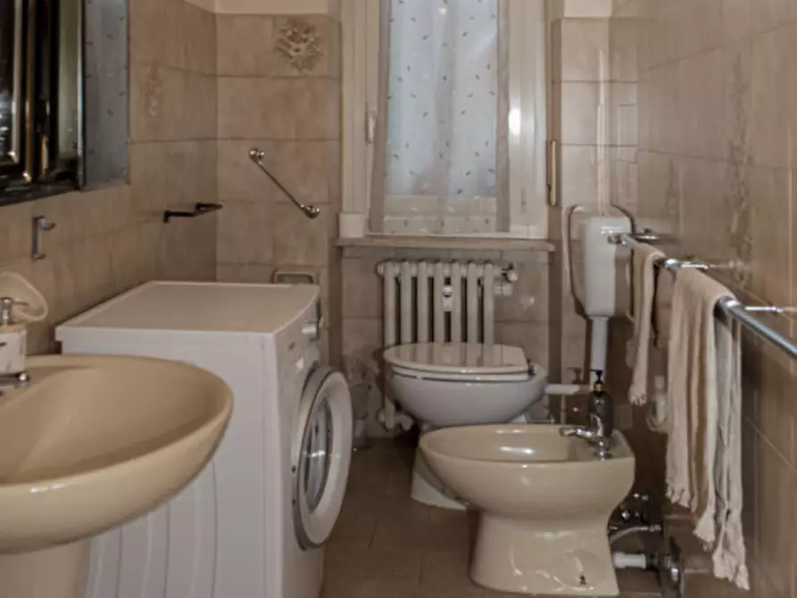 Immagine 18 di Appartamento in vendita  in Via Guido Reni 217 a Torino