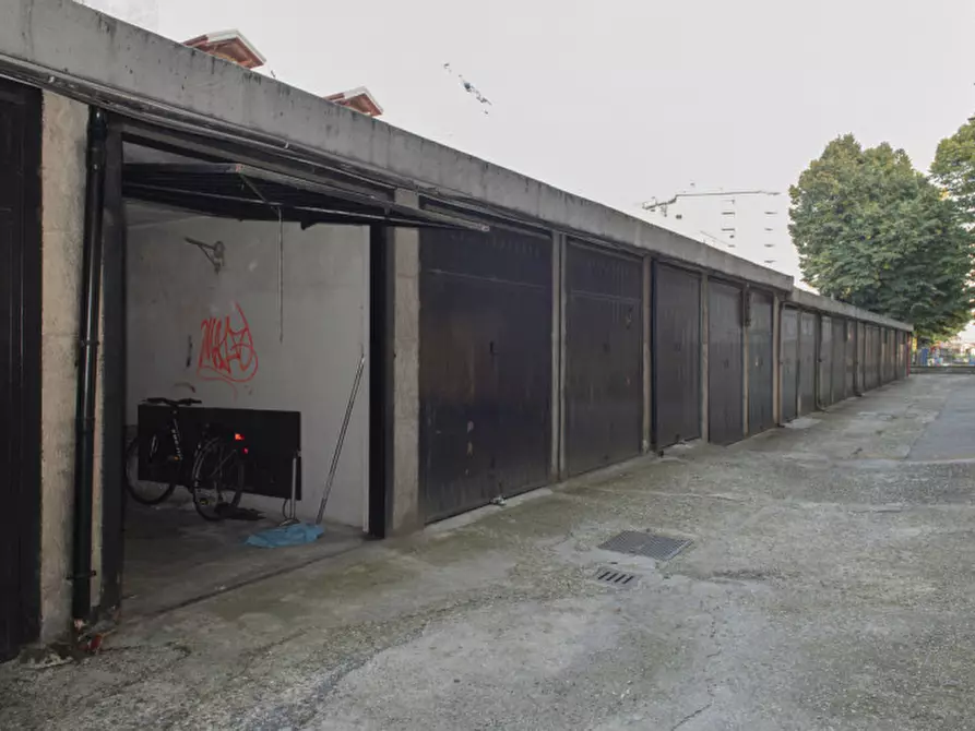 Immagine 20 di Appartamento in vendita  in Via Guido Reni 217 a Torino