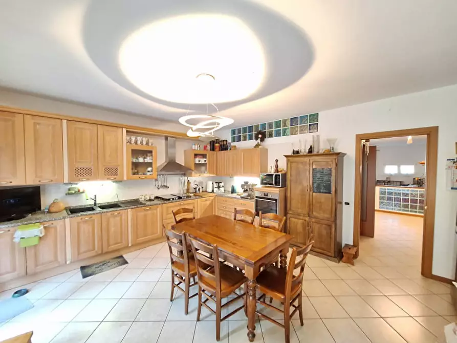 Immagine 9 di Villetta a schiera in vendita  in Via Baruchello a Rovigo