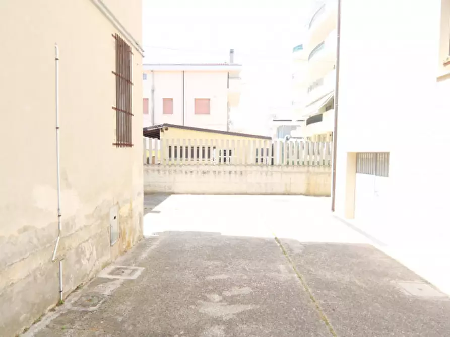 Immagine 26 di Appartamento in vendita  in Via Piceni, 1 a Montesilvano