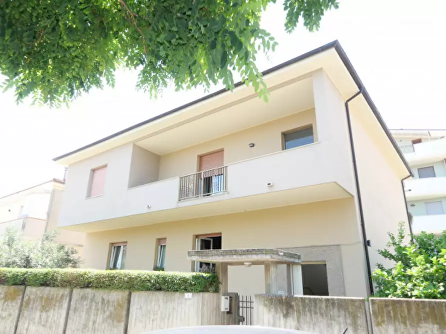 Immagine 29 di Appartamento in vendita  in Via Piceni, 1 a Montesilvano