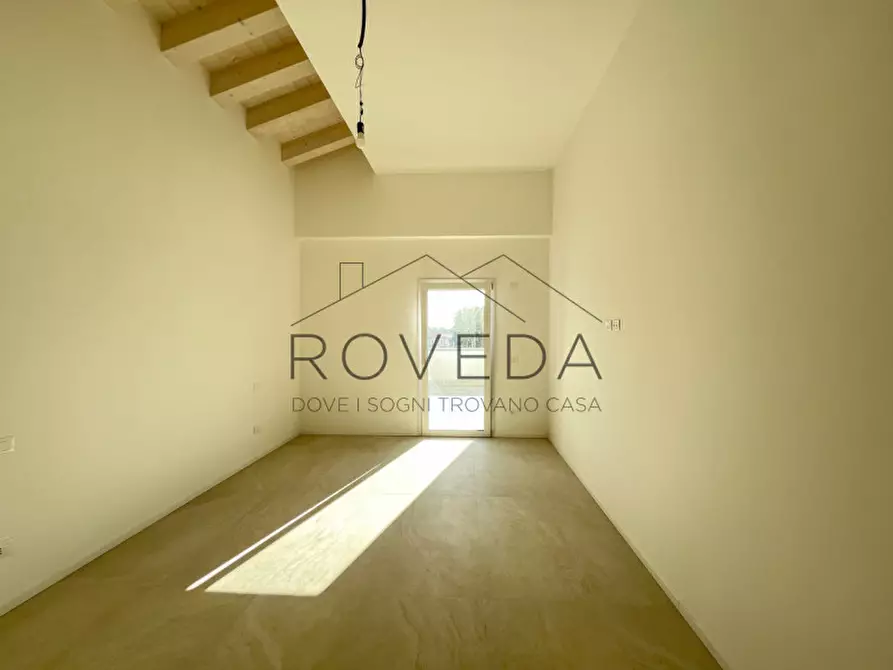 Immagine 11 di Attico in vendita  in Via Principale a Casier