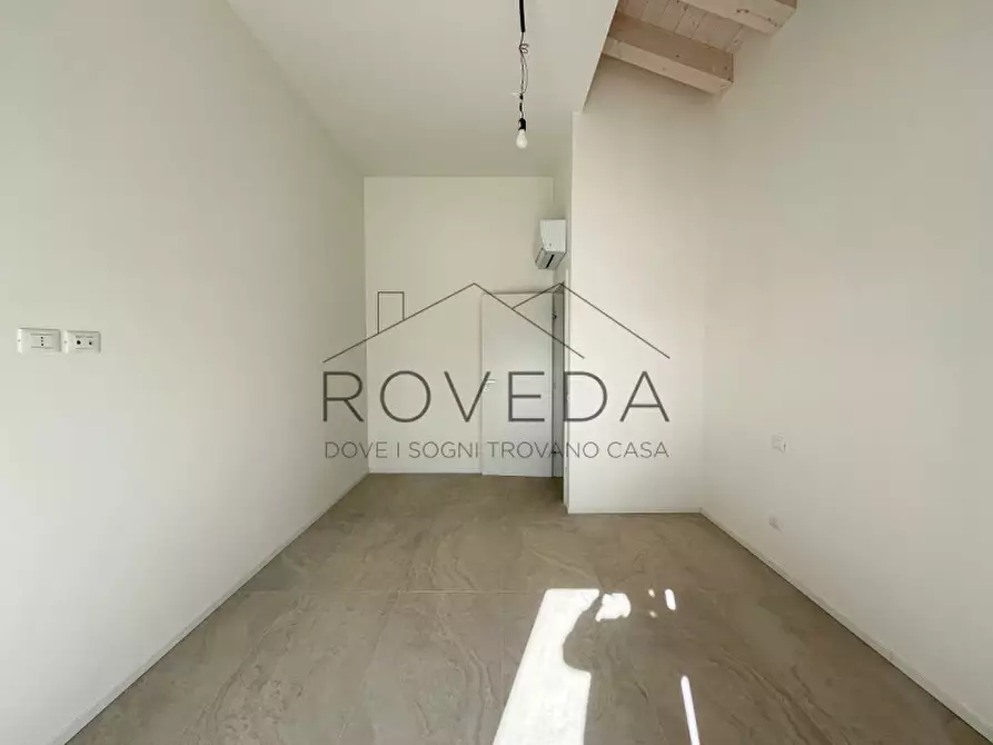 Immagine 12 di Attico in vendita  in Via Principale a Casier