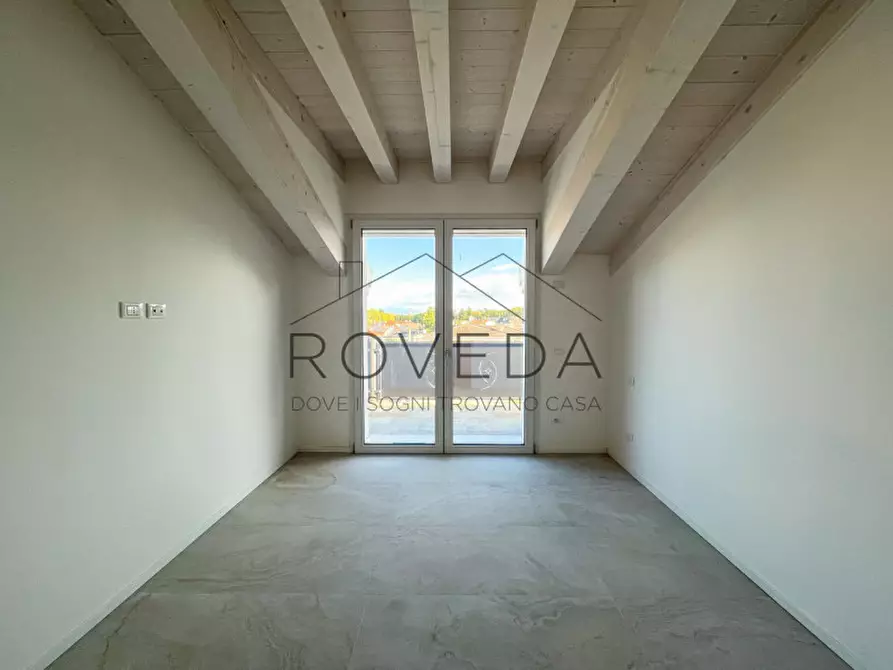 Immagine 15 di Attico in vendita  in Via Principale a Casier