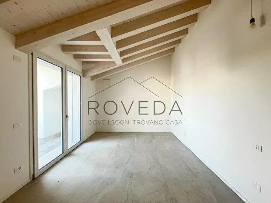 Immagine 23 di Attico in vendita  in Via Principale a Casier