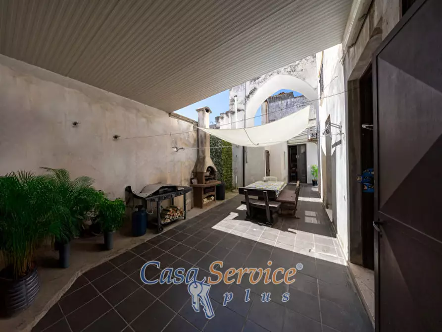 Immagine 41 di Villa in vendita  in Via Giuseppe Galliano a Casarano