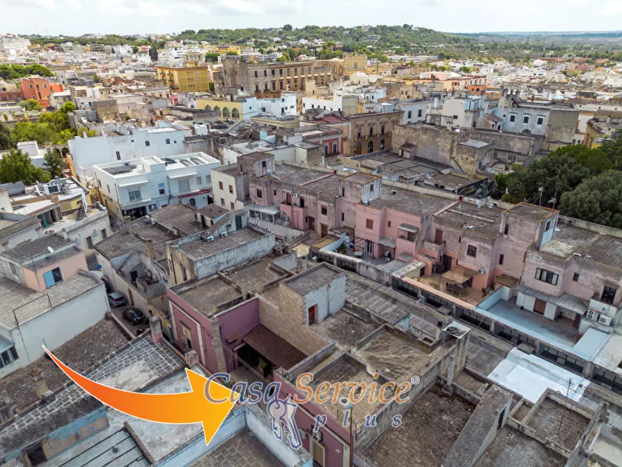 Immagine 46 di Villa in vendita  in Via Giuseppe Galliano a Casarano