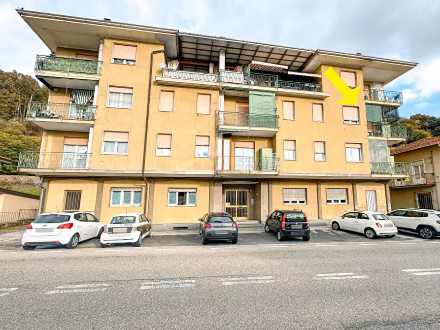 Immagine 1 di Appartamento in vendita  in VIA ANGELA OTTONE 3 a Borgosesia