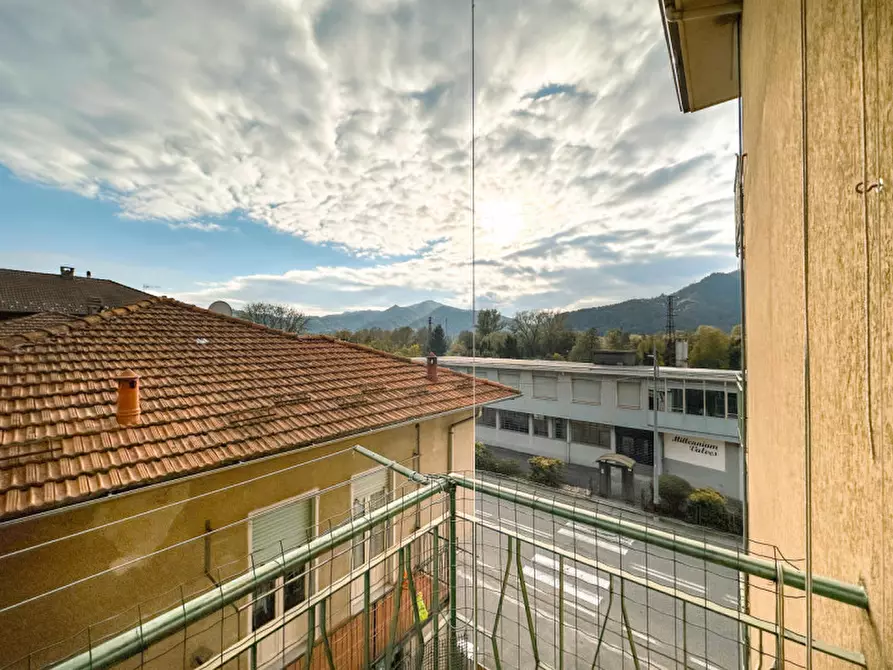 Immagine 9 di Appartamento in vendita  in VIA ANGELA OTTONE 3 a Borgosesia