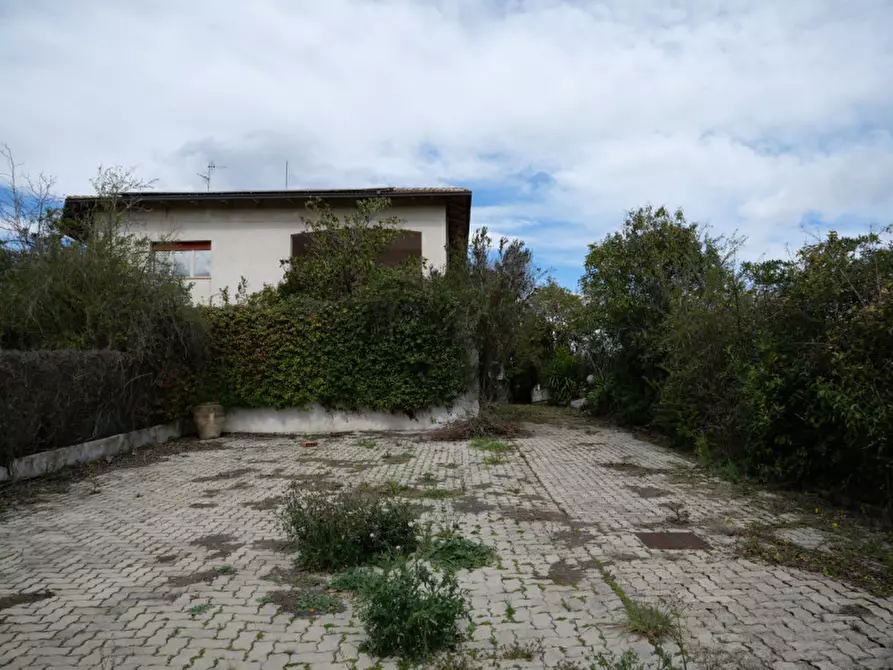 Immagine 6 di Villa in vendita  in cintrada Collalto 67 a Pianella