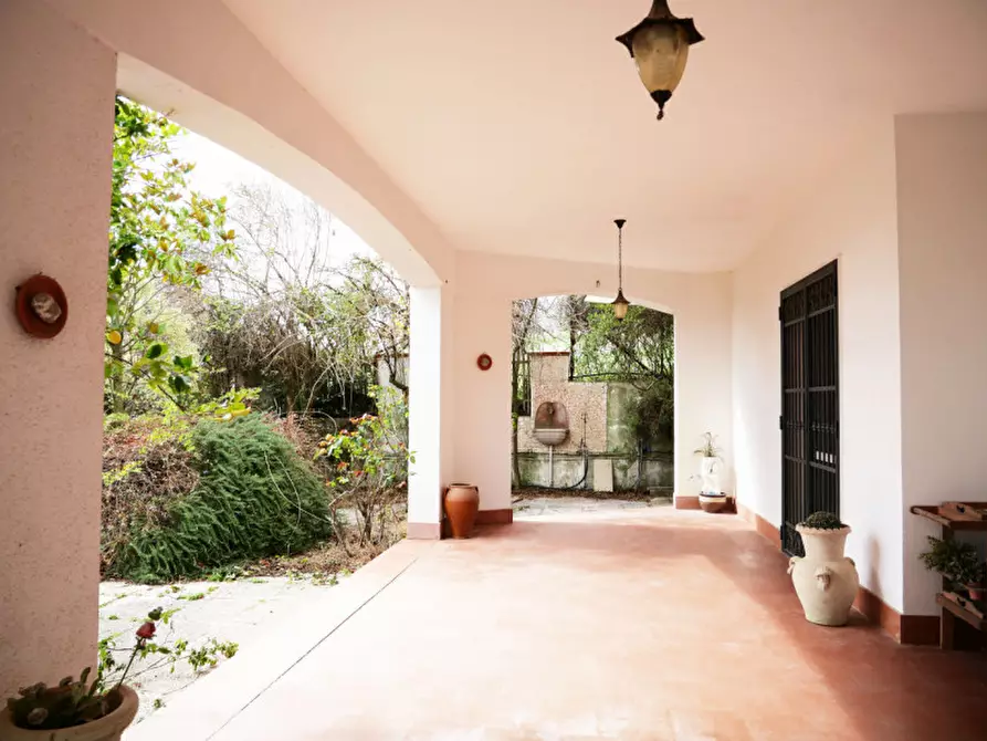 Immagine 10 di Villa in vendita  in cintrada Collalto 67 a Pianella