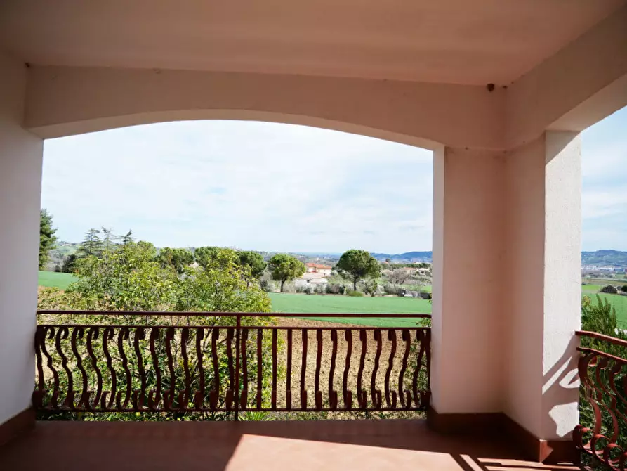 Immagine 28 di Villa in vendita  in cintrada Collalto 67 a Pianella